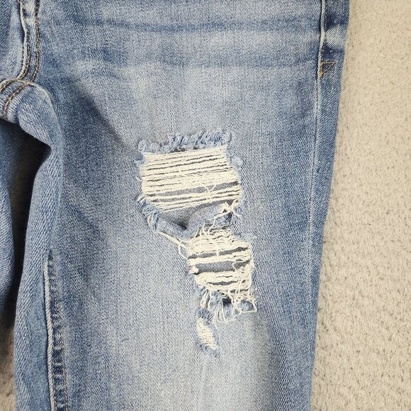 Maurices Jeans Womens 6 High Rise Ankle Straight Leg Button Fly Distressed Jeans - Picture 15 of 16